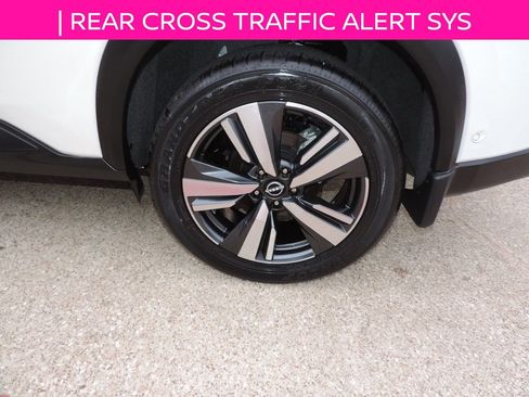 Used 2025 Nissan Rogue SL image 16