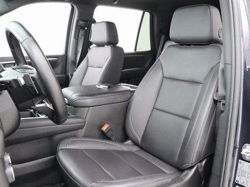 Used 2025 Chevrolet Tahoe LT image 14