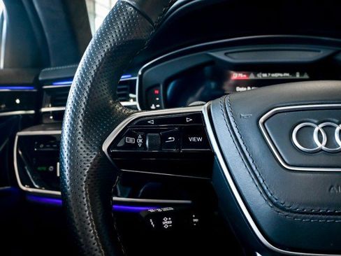 Used 2022 Audi S8 w/ S8 Comfort Plus Package image 34