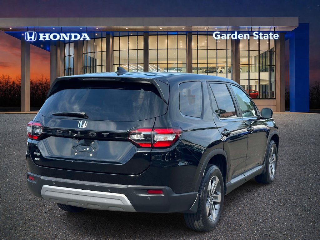 Certified 2024 Honda Pilot EX-L image 4