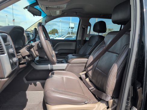 Used 2018 Chevrolet Silverado 1500 LT w/ All Star Edition image 13