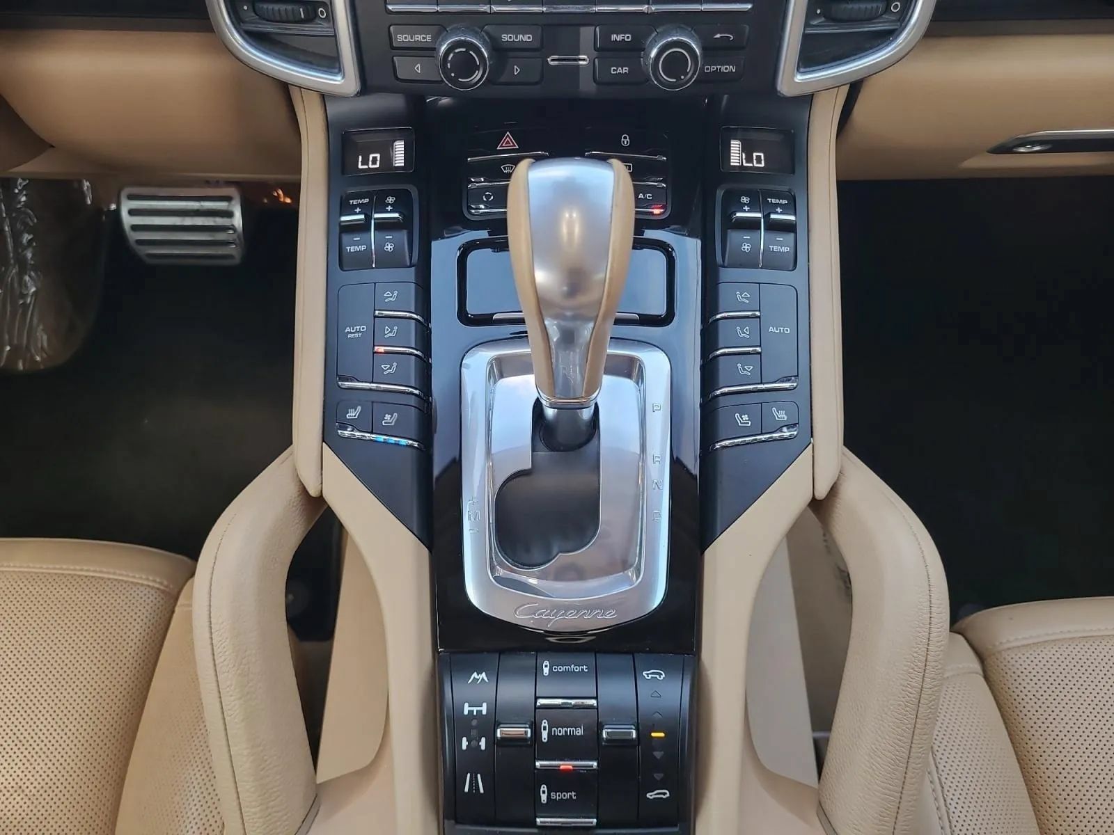 Used 2013 Porsche Cayenne S AWD/4WD image 16