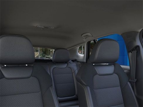 New 2026 Chevrolet Trax LT w/ Driver Confidence Package image 24