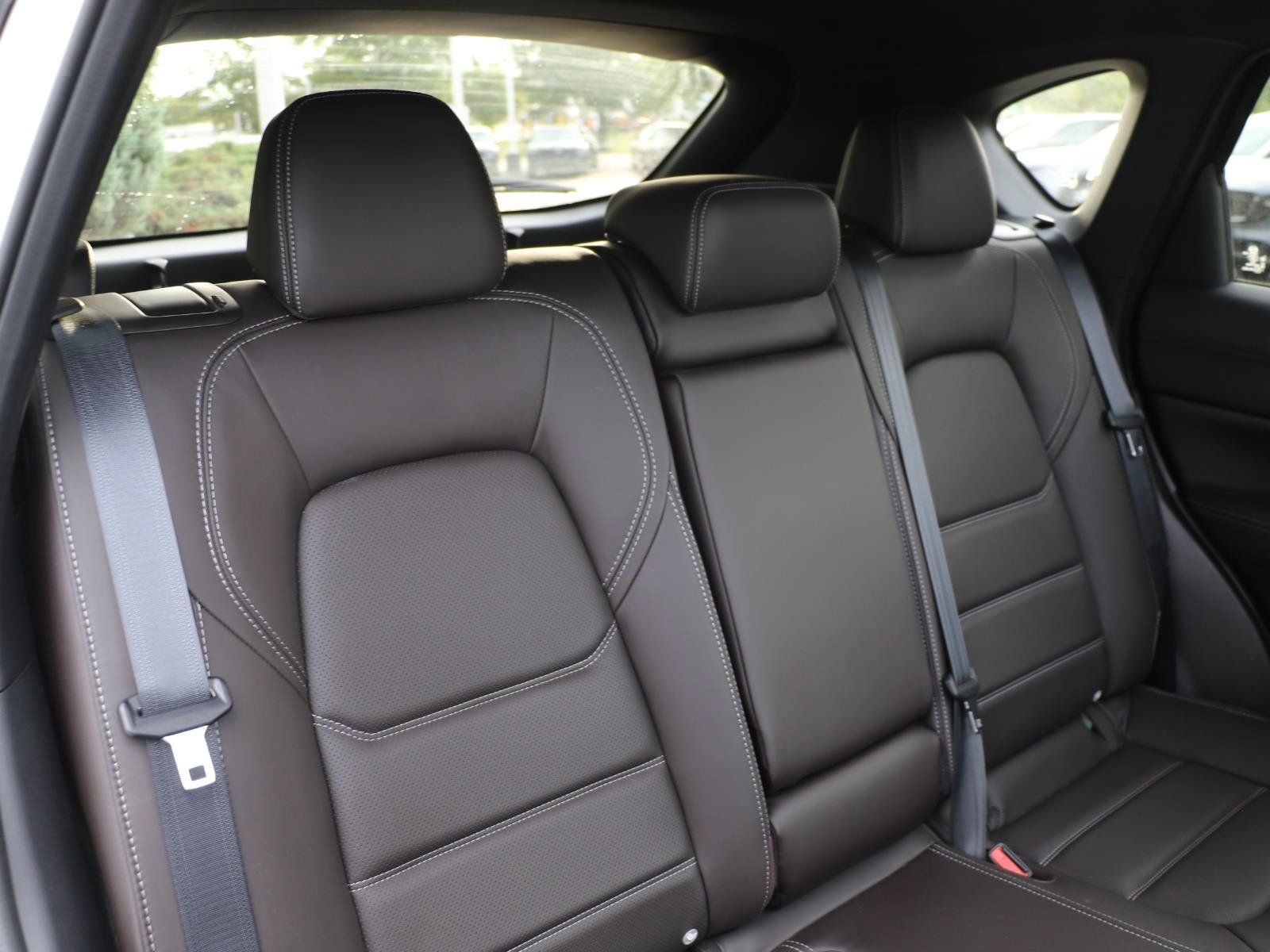 Certified 2025 MAZDA CX-5 Signature AWD/4WD image 9