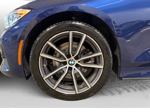 Used 2020 BMW 330i xDrive Sedan w/ Executive Package AWD/4WD image 51