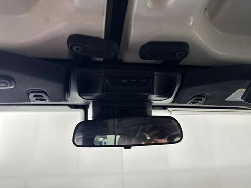 Used 2024 Jeep Wrangler Unlimited AWD/4WD image 24