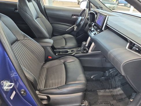 Used 2023 Toyota Corolla Cross AWD Hybrid w/ Convenience Package image 20