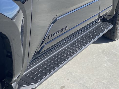 Certified 2025 Toyota 4Runner 4WD image 9