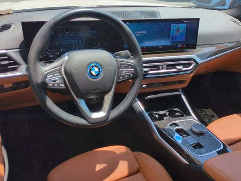 Used 2023 BMW i4 eDrive35 w/ Premium Package RWD image 29