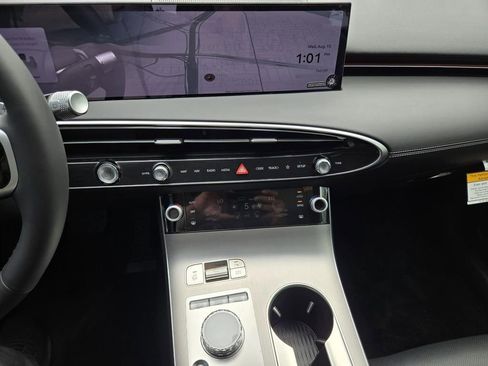 New 2026 Genesis GV70 2.5T Select image 22