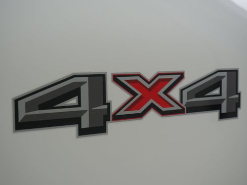Used 2023 Ford F250 4x4 Crew Cab Super Duty image 30