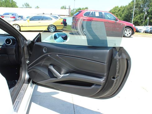 Used 2017 Ferrari California T image 52