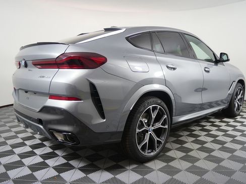 New 2026 BMW X6 xDrive40i w/ Climate Comfort Package image 3