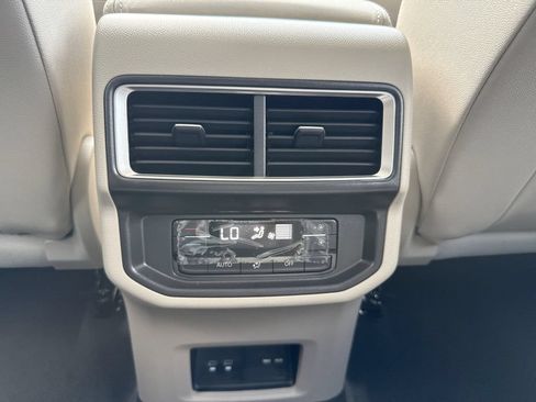 New 2026 Volkswagen Atlas SE AWD/4WD image 28