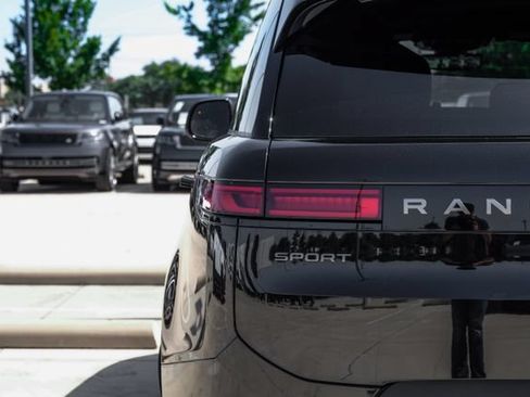 New 2026 Land Rover Range Rover Sport SE AWD/4WD image 61