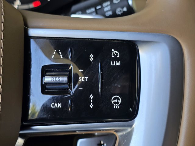Used 2024 Land Rover Range Rover SE AWD/4WD image 40