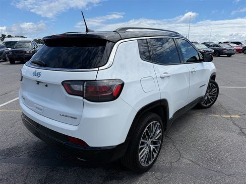 Used 2022 Jeep Compass Limited w/ Elite Group AWD/4WD image 2