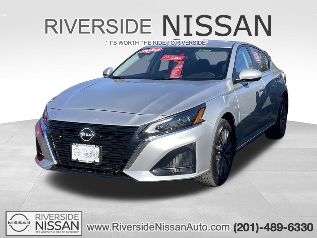Certified 2023 Nissan Altima 2.5 SV AWD/4WD image 1