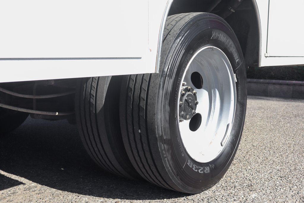 Used 2018 Ford F550 2WD Crew Cab Super Duty image 40
