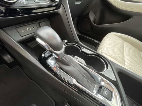 Used 2023 Buick Encore GX Essence w/ Experience Buick Package image 15