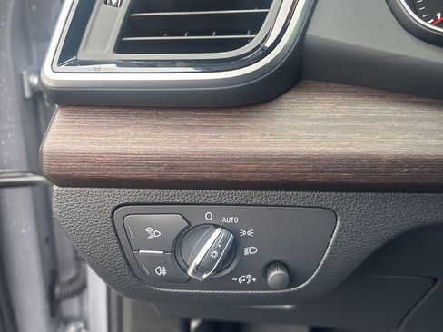 Used 2024 Audi Q5 2.0T Premium image 12