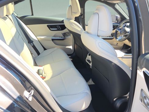 New 2026 Mercedes-Benz C 300 Sedan image 11