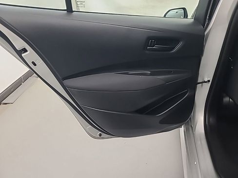 Used 2025 Toyota Corolla LE image 19