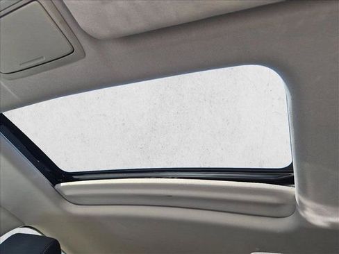Used 2018 Honda CR-V EX image 13
