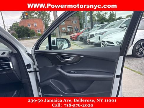 Used 2023 Audi Q7 3.0T Premium Plus image 12