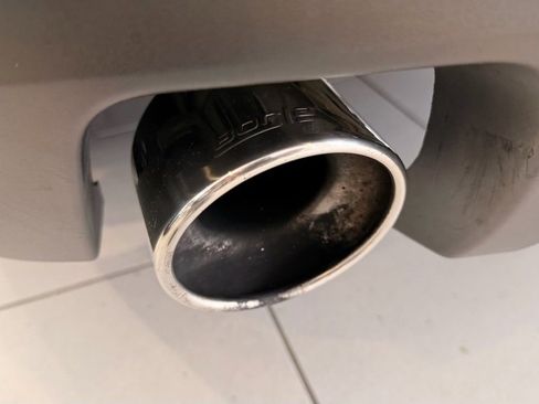 Used 2015 Chevrolet Camaro SS w/ Silver Rally Stripe Package image 21