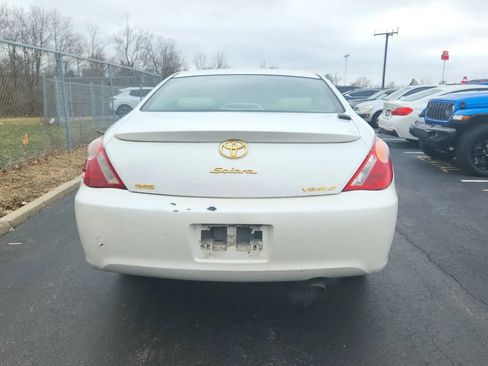 Used 2004 Toyota Solara SE image 3