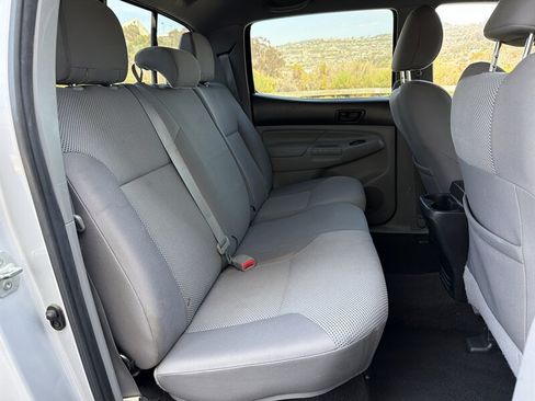 Used 2012 Toyota Tacoma PreRunner w/ TRD Sport Pkg RWD image 16