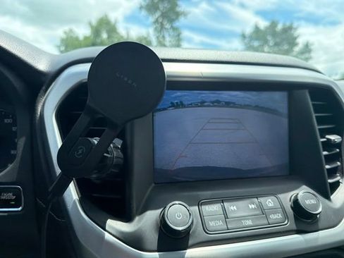 Used 2018 GMC Acadia SLT AWD/4WD image 10