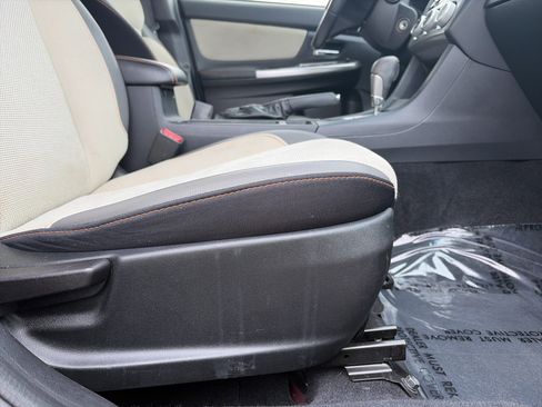 Used 2016 Subaru Crosstrek 2.0i Premium image 28