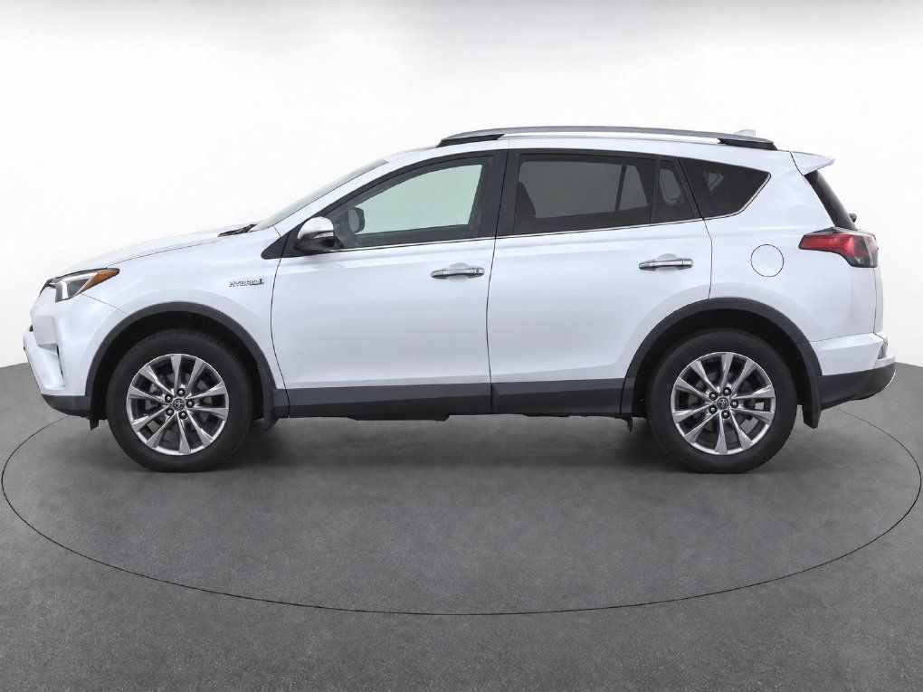 Used 2018 Toyota RAV4 Limited AWD/4WD image 8
