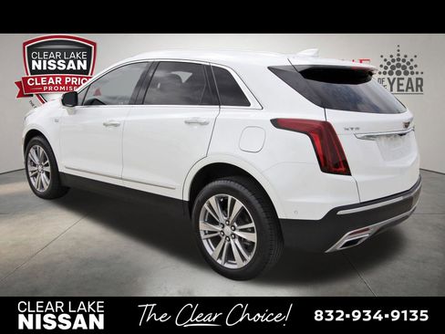 Used 2023 Cadillac XT5 Premium Luxury w/ Technology Package FWD image 5