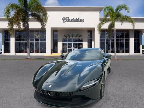Used 2023 Ferrari Roma RWD image 5