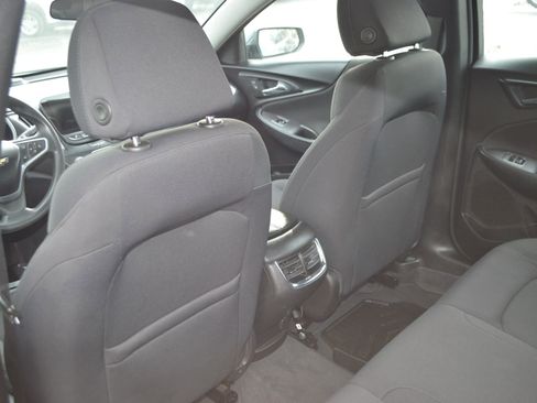 Used 2022 Chevrolet Malibu LT FWD image 14