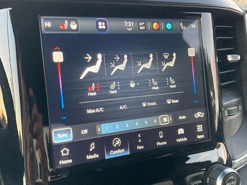 Used 2024 RAM 1500 Laramie image 23