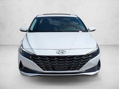 Used 2023 Hyundai Elantra Limited FWD image 2