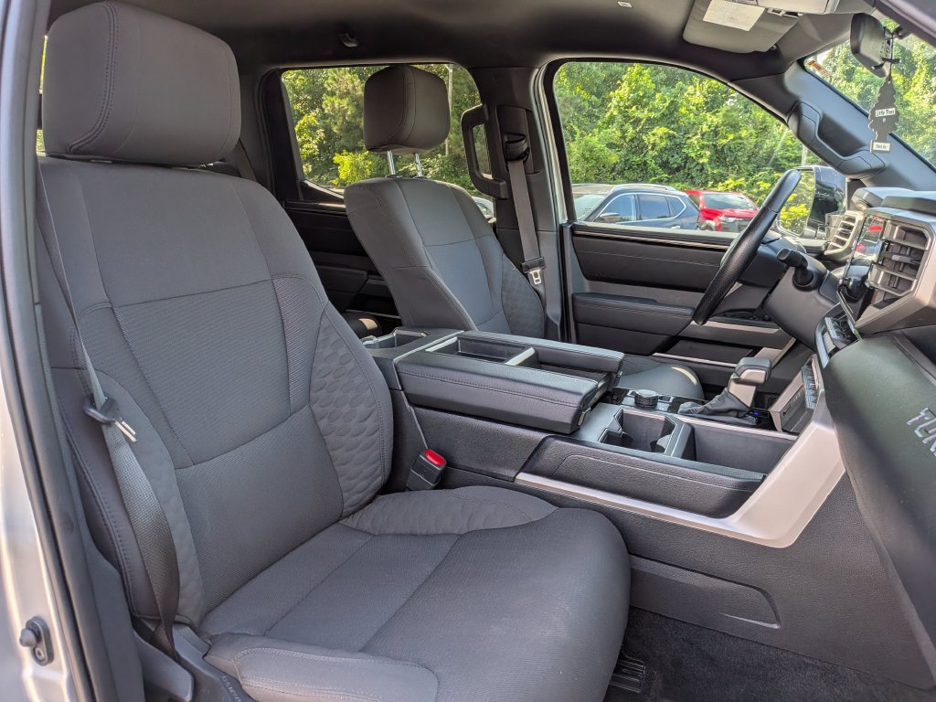 Used 2026 Toyota Tundra SR5 w/ SR5 Convenience Package AWD/4WD image 30