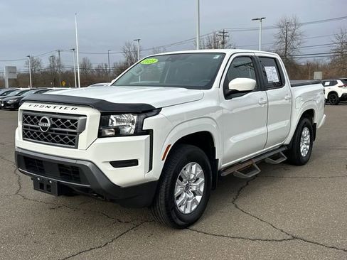 Certified 2023 Nissan Frontier SV w/ Tow Package image 5