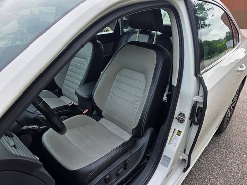 Used 2014 Volkswagen Passat 1.8T Sport FWD image 13