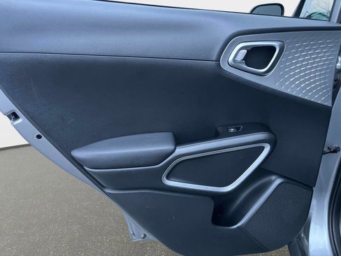 Used 2024 Kia Soul LX w/ Option Group 015 image 11