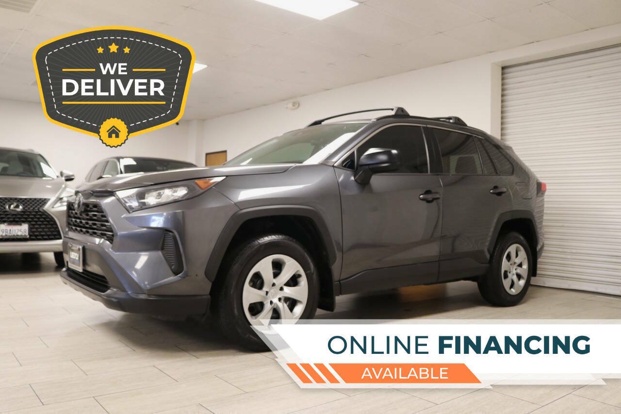 Used 2020 Toyota RAV4 LE w/ Carpet Mat Package AWD/4WD image 1