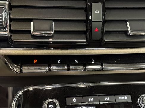Used 2023 Lincoln Navigator Reserve AWD/4WD image 17