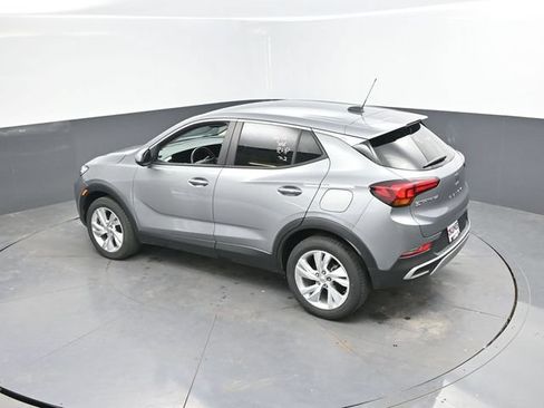 Used 2025 Buick Encore GX Preferred AWD/4WD image 39