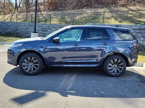 Certified 2025 Land Rover Discovery Sport S image 6