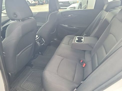 Used 2016 Chevrolet Malibu LT FWD image 27
