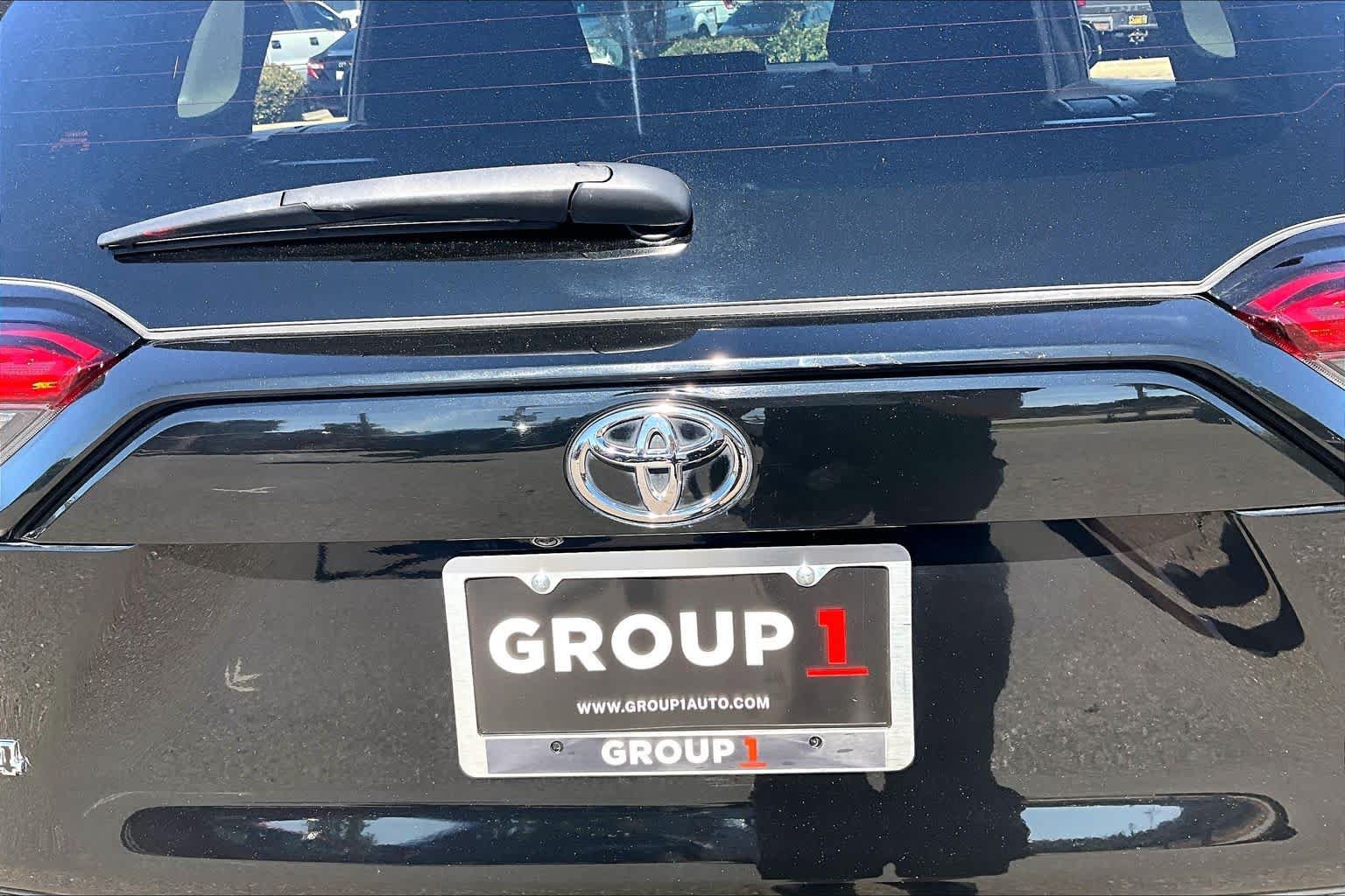 Certified 2021 Toyota RAV4 XLE AWD/4WD image 30